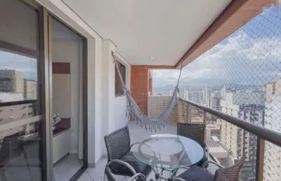 4 quartos com 148m² a poucos passos do mar em itapuã! prédio completo e muito procurado