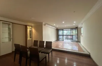 Exclusividade de verdade: só 1 apartamento por andar, no coração da praia da costa