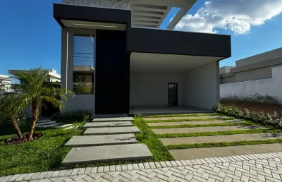 Sobrado com 3 suítes à venda, 300m2 - florais do parque