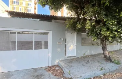 Casa com 3 quartos à venda, 300m2 - bairro quilombo