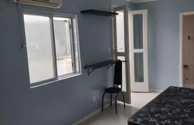 Kitnet / stúdio para alugar no menino deus, porto alegre  por r$ 1.400