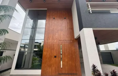 Belíssima casa 4 dormitórios sendo 3 suítes 2 com closed 4 vagas