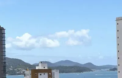 Apartamento com 4 quartos à venda na Rua 260, Meia Praia, Itapema
