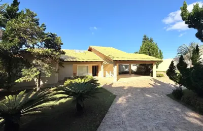 Casa alto padrão à venda no chácaras cataguá – 4 suítes, piscina e gourmet