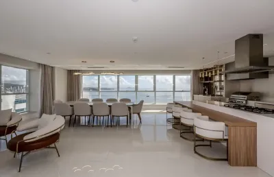 Apartamento com 4 quartos para alugar na Avenida Atlântica, 4700, Centro, Balneário Camboriú
