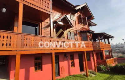 Casa em madeira nobre para venda no bairro salgado filho.