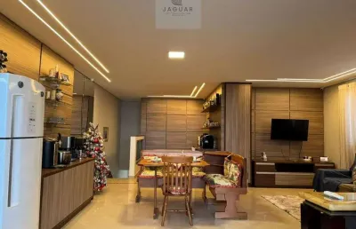 Casa sobreposta alta, com 4 suítes área gourmet e piscina no bairro do embaré