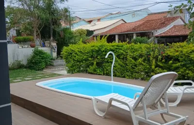 Ótima casa em um condomínio fechado em são pedro da aldeia - rj