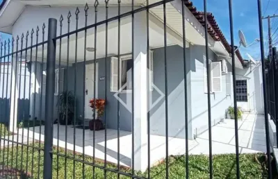 Casa para vender em carazinho! 2 dormitórios! contalex imóveis