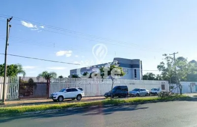 Prédio para alugar na Av. Gov. Walter Jobim, 525, Patronato, Santa Maria