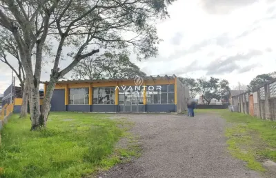 Excelente oportunidade: ponto comercial com pavilhão, galpão auxiliar e casa par