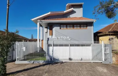 Casa 3 dormitórios sendo uma suíte no bairro patronato em santa maria-rs.