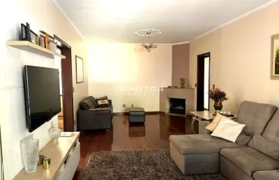 Apartamento e ampla loja comercial à venda no centro de santa maria
