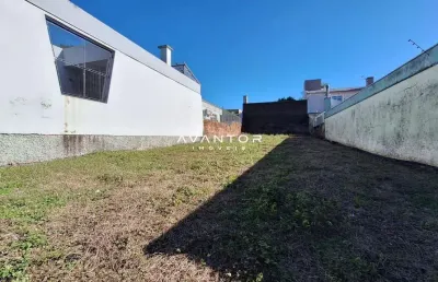 Terreno à venda na Rua Jerônimo Gomes, Menino Jesus, Santa Maria