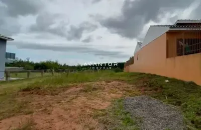 Terreno excepcional de 1995m² na deslumbrante boca do monte