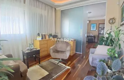 Casa à venda 2 dormitórios, sendo 1 suíte, 2 banheiros, 2 vagas de garagem