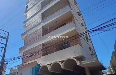 Apartamento amplo no centro de 3 dormitórios, suíte, sala de estar, 2 banheiros,