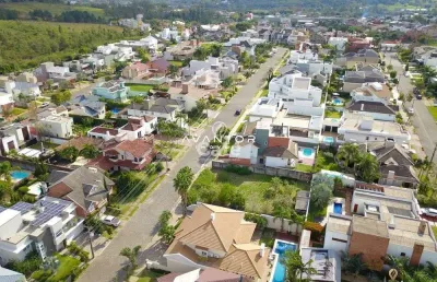 Terreno com 1026m² no condomínio sociedade de medicina