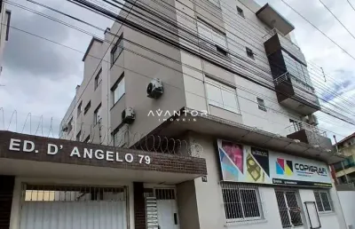 Apartamento semi mobiliado de 2 dormitórios, sala ampla, banheiro social, cozinh