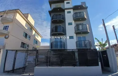 Apartamento em camobi de 2 dormitórios, suíte, sala de estar, banheiro social, c