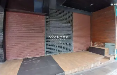 Loja comercial ampla de 335 m² no centro de santa maria.