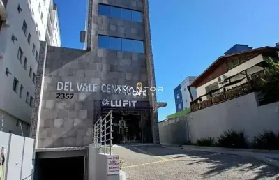 Sala comercial térrea de 91 m² no bairro medianeira.