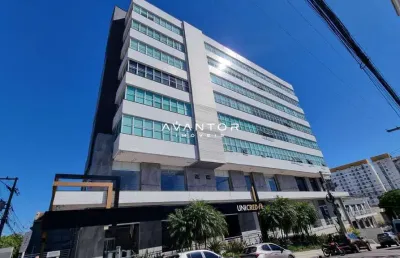 Excelente sala comercial para locação, próxima ao hospital de caridade e policli