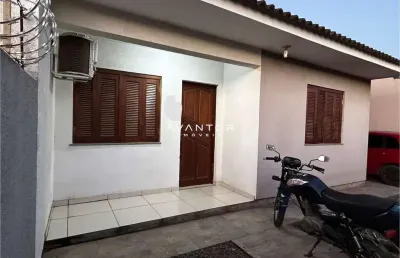 Casa à venda de 70m², de 2 dormitórios, no bairro parque pinheiro machado