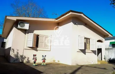 Casa com 3 quartos à venda na Rua Frederico Ozanan, 730, Urlândia, Santa Maria