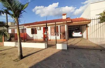Casa, 3 dormitórios, 2 banheiros, 4 vagas, patio, espaço gourmet, dom antonio re