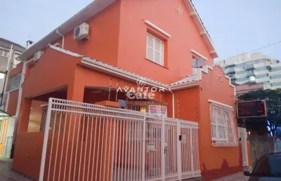 Casa com 4 dormitórios, região centro de santa maria
