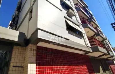 Apartamento, 3 dormitórios, 2 banheiros, 1 vaga, sacada bem no centro santa mari