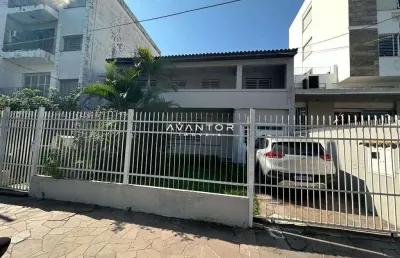 Casa com 6 quartos à venda na Rua Duque de Caxias, 834, Centro, Santa Maria