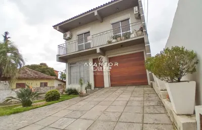 Casa com 3 quartos à venda na Rua Fernandes Vieira, 142, Carolina, Santa Maria