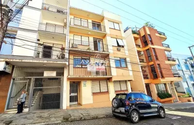 Apartamento com 2 quartos à venda na Rua Pinheiro Machado, 2774, Centro, Santa Maria