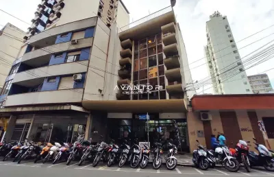 Sala comercial para locação com 168,72 m² , 2 banheiros
