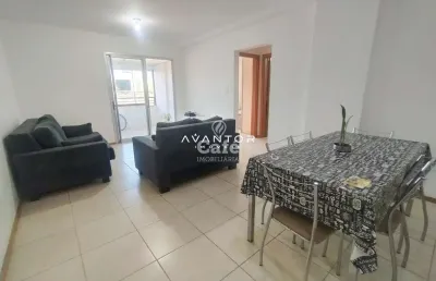 Apartamento, 2 dormitórios, 1 banheiro, 1 vaga, sacada, churrasqueira, centro