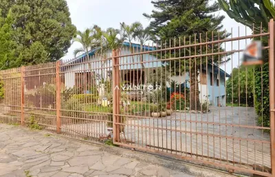 Excelente oportunidade, casa com estrutura para mais 2 pavimentos, bem localizad