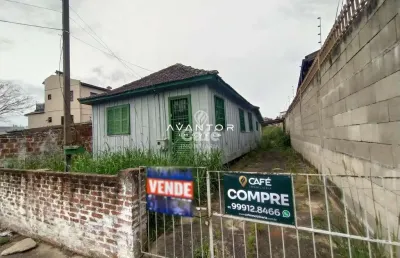 Terreno à venda na Rua Carlos Gomes, 185, Duque de Caxias, Santa Maria