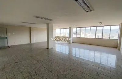 Sala comercial à venda na Rua Venâncio Aires, 1811, Passo D'Areia, Santa Maria