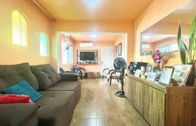 Casa com 3 quartos à venda na Rua José Claudino Linck, 260, Tancredo Neves, Santa Maria