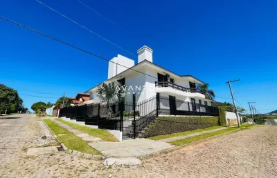 Uma mansão completa e aconchegante para você e sua família no bairro camobi, pró