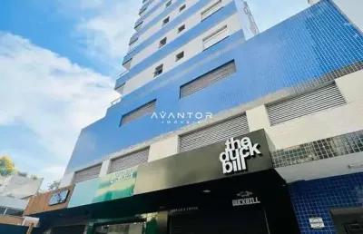 Apartamento de 1 dormitório, sala de estar, banheiro social, cozinha, sacada com