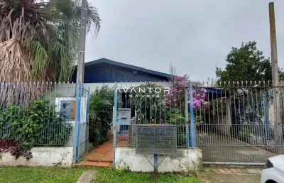 Casa com 3 quartos à venda na Rua Peru, 250, Chácara das Flores, Santa Maria