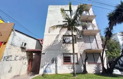 Apartamento amplo de 2 dormitórios, sala de estar, 2 banheiros, cozinha, dependê