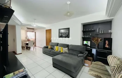 Apartamento, 3 dormitórios, 1 suíte, 3 banheiros, 2 vagas, centro