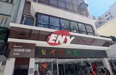 Sala comercial no calçadão de santa maria de 80 m², composta por 3 salas e banhe