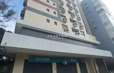 Apartamento central de 1 dormitório, sala de estar, banheiro social, cozinha, ár