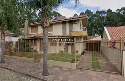 Casa duplex em camobi de 3 dormitórios, suíte, sala 2 ambientes, 2 banheiros, la