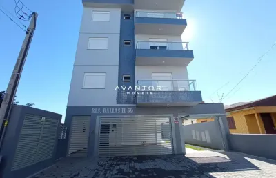 Apartamento amplo em camobi de 2 dormitórios, suíte, sala de estar, banheiro soc